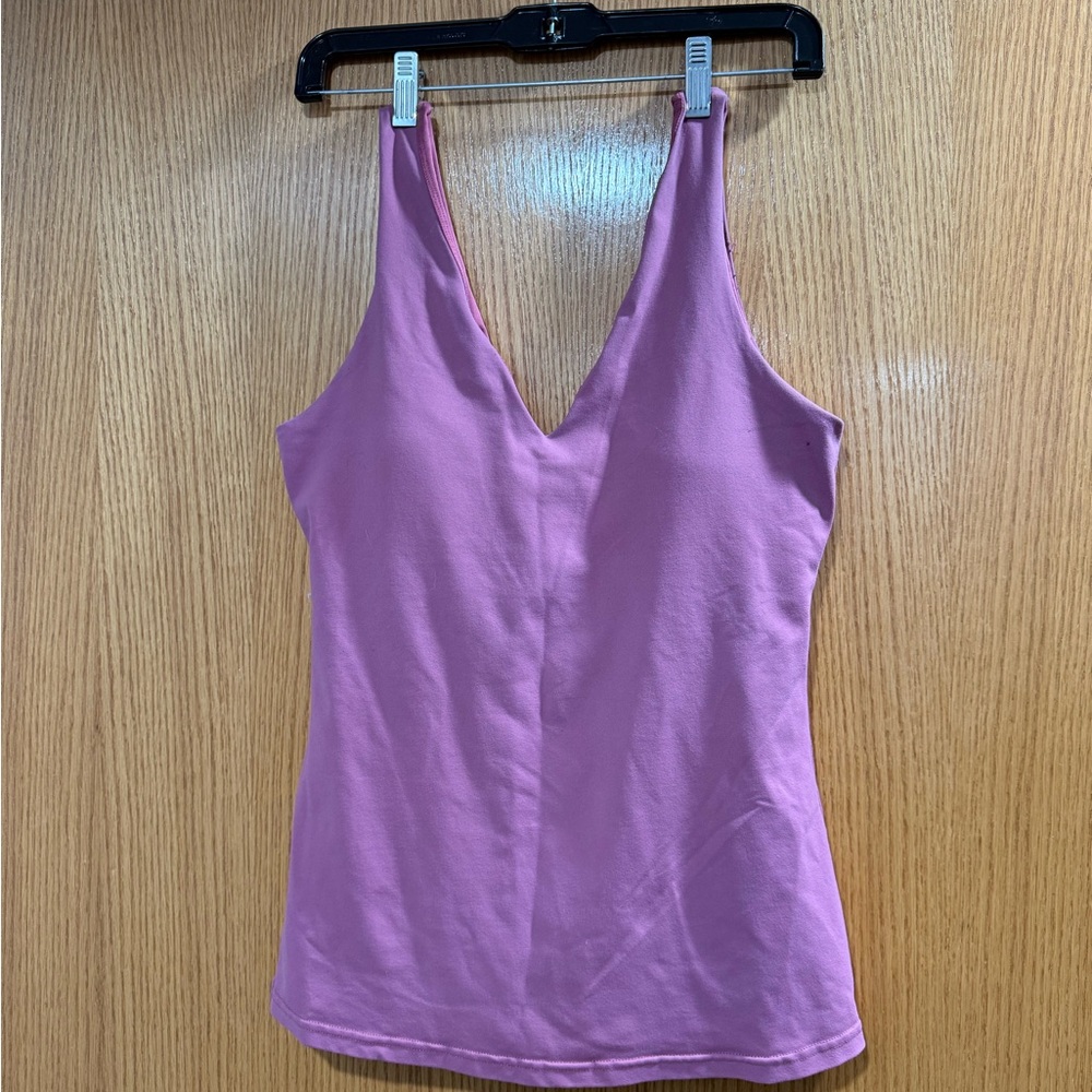 Built-in bra, pink tank top